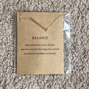 Balance dainty necklace